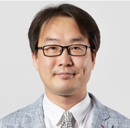 김동혁 교수