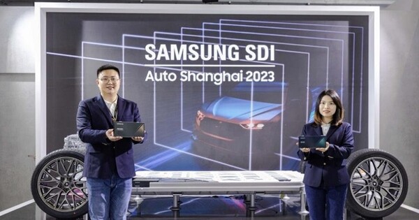 삼성SDI가 '오토 상하이 2023'에 참가해 프라이맥스 배터리를 소개하고 있다.(출처=삼성SDI)